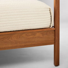 LORETTA CANOPY BED